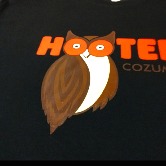 NWT HOOTERS COZUMEL MEXICOSIZE XL - Picture 1 of 12